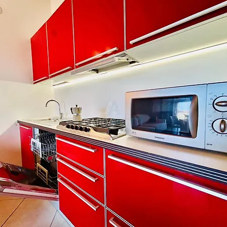 Apartment Nido Di Rondine Apt - Bilocale Moderno Con Piscina *