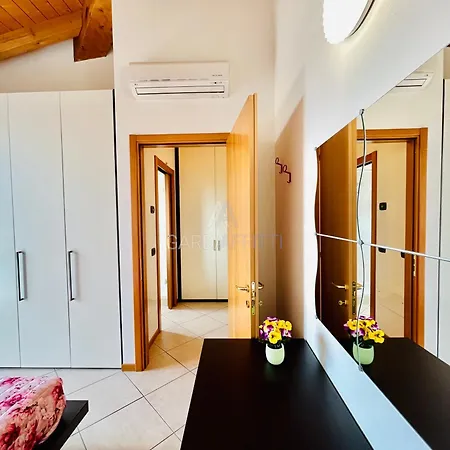 Apartment Nido Di Rondine Apt - Bilocale Moderno Con Piscina Sirmione