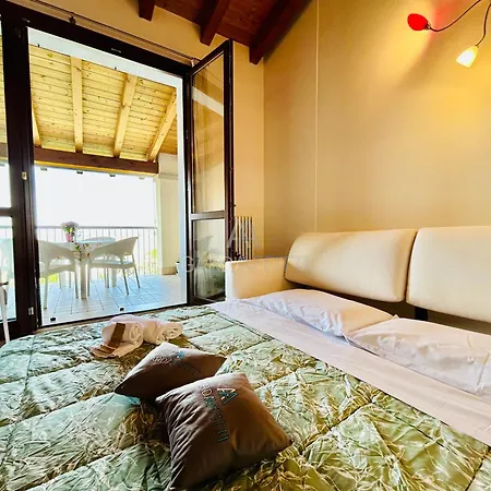 Apartment Nido Di Rondine Apt - Bilocale Moderno Con Piscina Sirmione