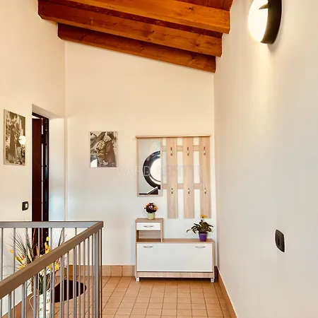 Nido Di Rondine Apt - Bilocale Moderno Con Piscina Apartment