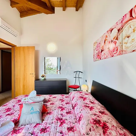 Nido Di Rondine Apt - Bilocale Moderno Con Piscina Sirmione
