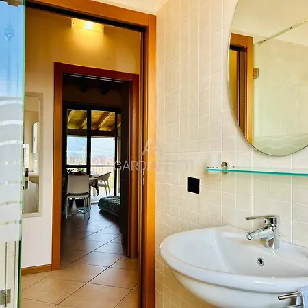 Nido Di Rondine Apt - Bilocale Moderno Con Piscina Sirmione
