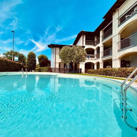 Nido Di Rondine Apt - Bilocale Moderno Con Piscina Apartment Sirmione